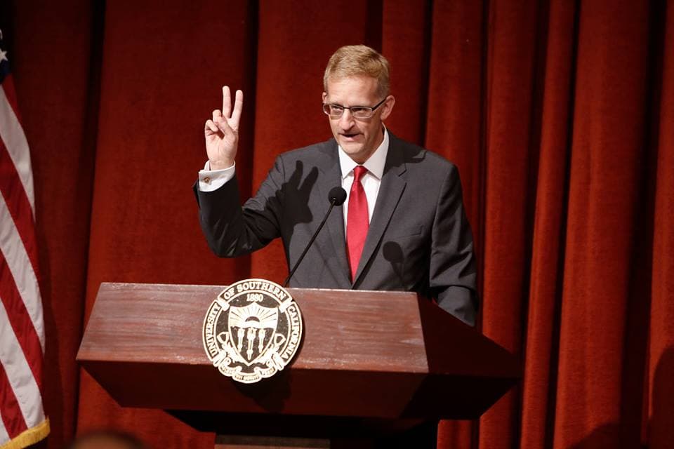 Profesor recibirá tributo por ser primer decano latino en universidad estatal
