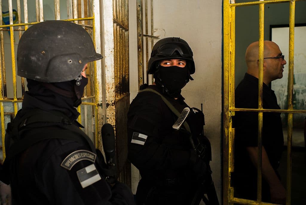 Un nuevo motín en una cárcel de Brasil causa 27 muertos