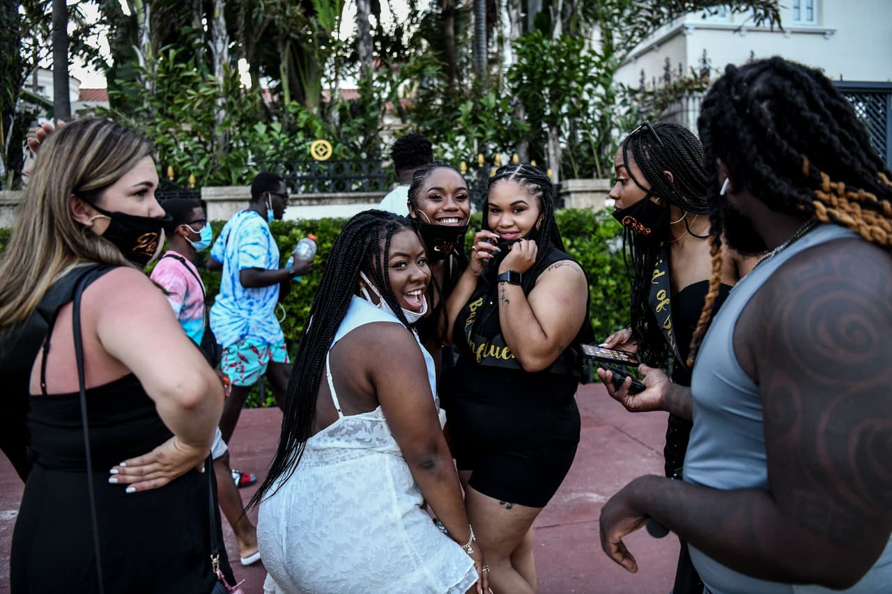 Apuñalamientos, tiroteos, peleas y violencia sacuden la zona turística de Miami Beach 