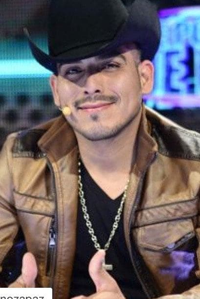 Y nuestro querido Espinoza Paz como siempre de coqueto. ¡No se le iba ni una!