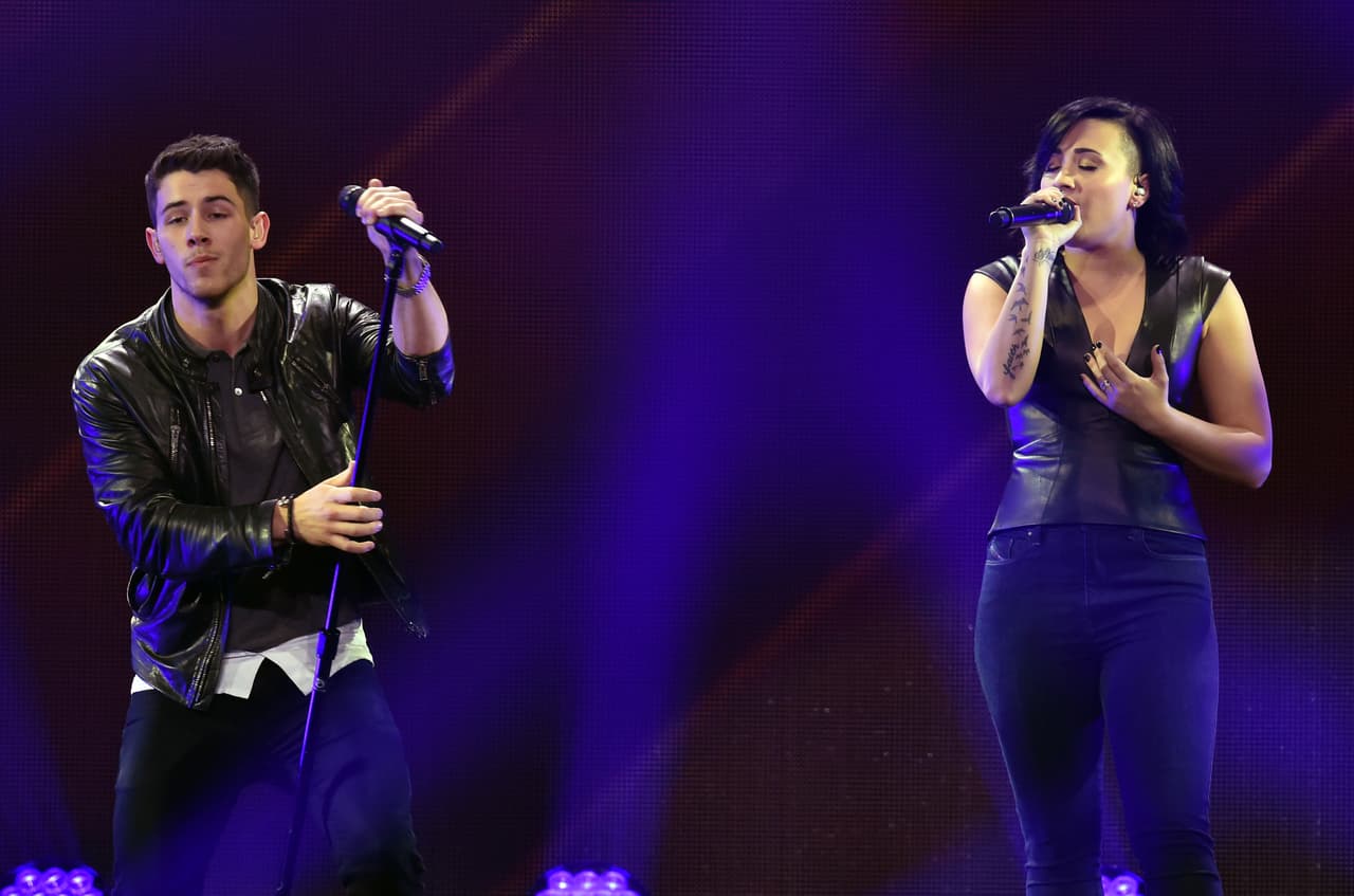 Y sus fans han apoyado la decisión de los cantantes.