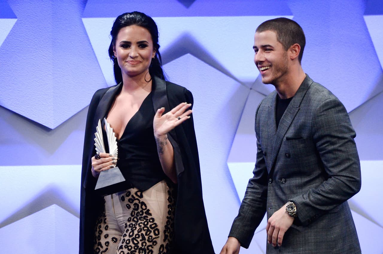 Este par está plenamente convencido de que la medida que se ha tomado es discriminatoria.