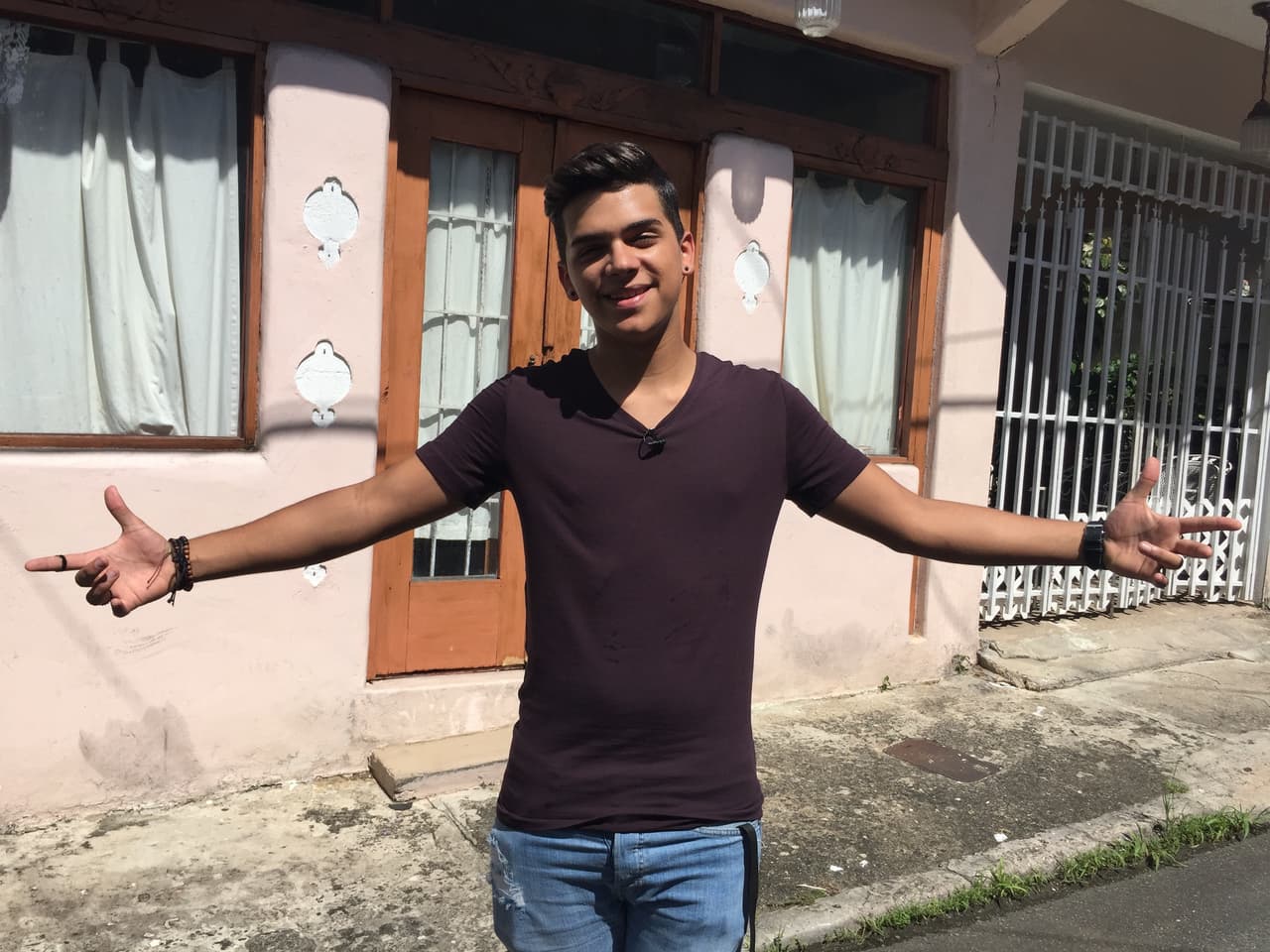 El boricua nos recibió con los brazos abiertos en su natal Puerto Rico.