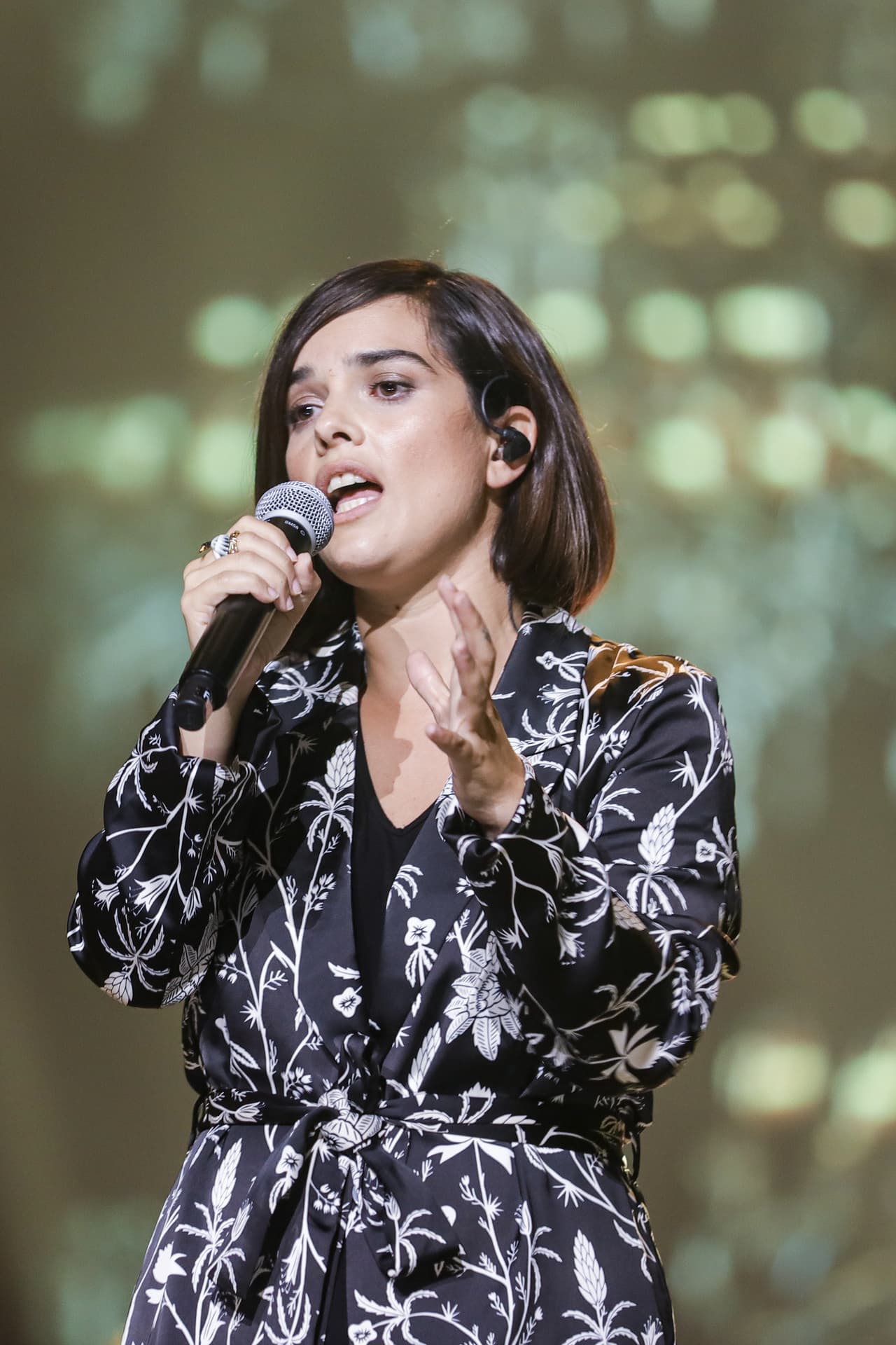 La cantante venezolana Nella cantó con gran sentimiento como parte de este cuarteto de talentosas mujeres.