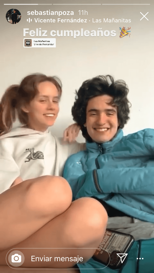 Para finalizar el mensaje, reveló el apodo con el que se dirige a ella: "Te amo Azul Guaita. ¡Feliz cumpleaños!
<b><a href="https://www.univision.com/galavision/sebastian-poza-y-azul-guaita-hablan-de-su-romance-fotos#7bffe6040001" target="_blank">('Tlacuachito')</a></b>".
<br>