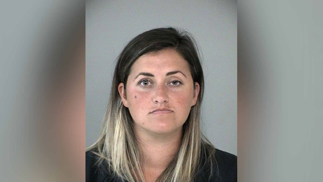 Arrestan a pastora por presunta indecencia contra menor en Houston