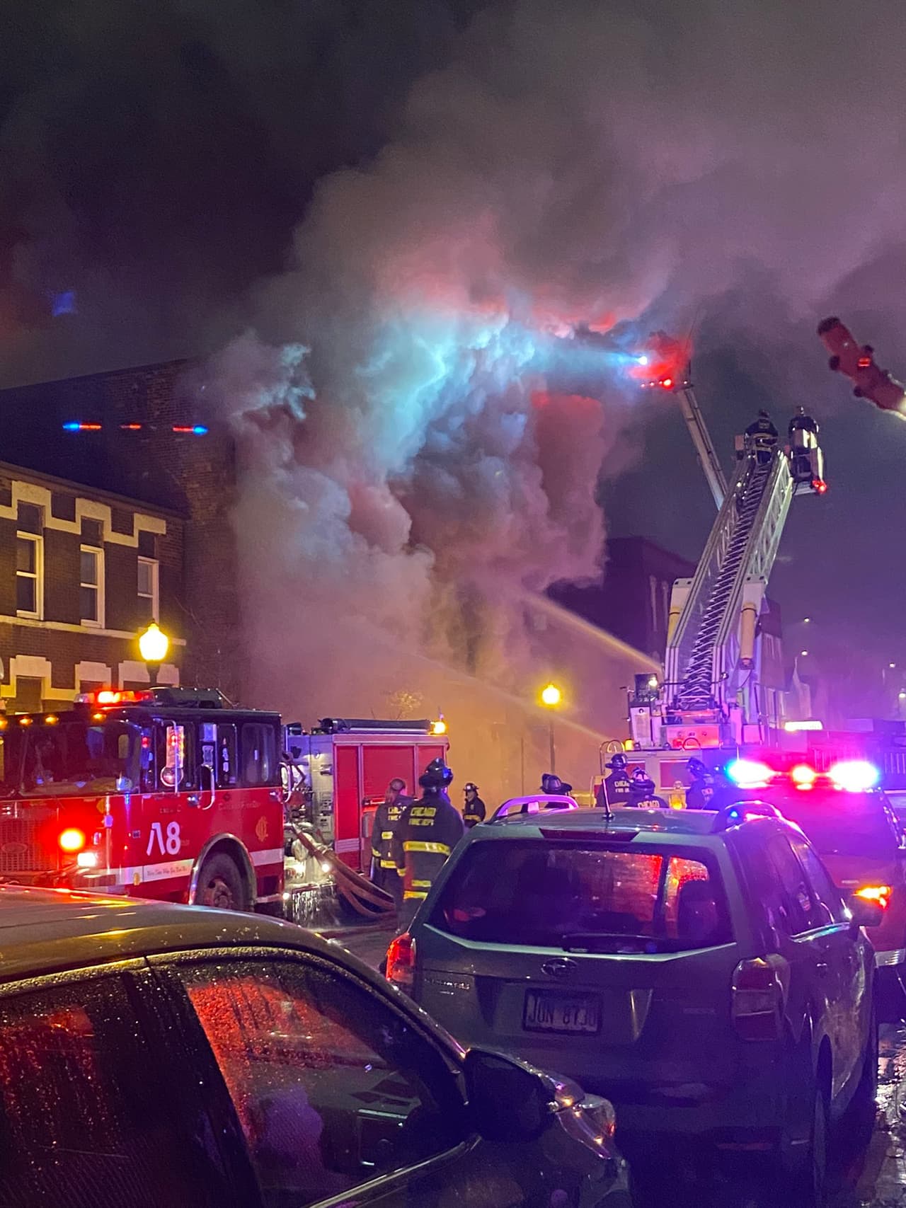 Cerca de las 3:30 a.m. de este miércoles, los bomberos atendieron un llamado de emergencia en el 590 de la Calle 26, en Bridgeport.