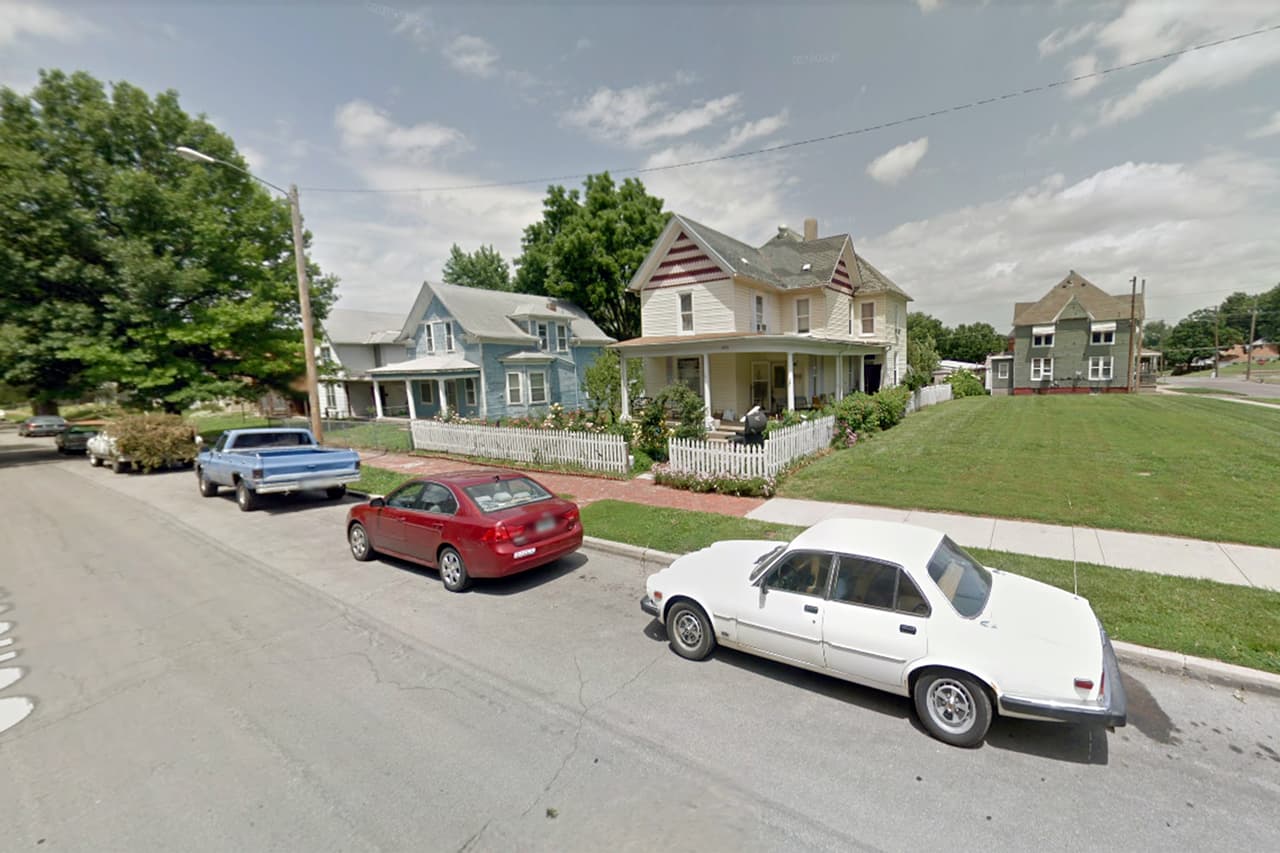 <b>Puesto 10: St Joseph, Missouri.</b> 
<b>Tasa de robo de automóviles: 532 por cada 100,000 habitantes (</b>674 robos en 2018). El estudio está basado en el registro de crímenes en relación con la población en el año 2018, y resultó que áreas menos habitadas tienen tasas muy altas, mayores a las ciudades muy pobladas.