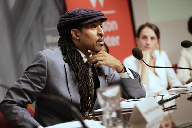 Lo que llevó a renunciar al jefe de Justicia Social de la Agencia de Protección Ambiental de EEUU