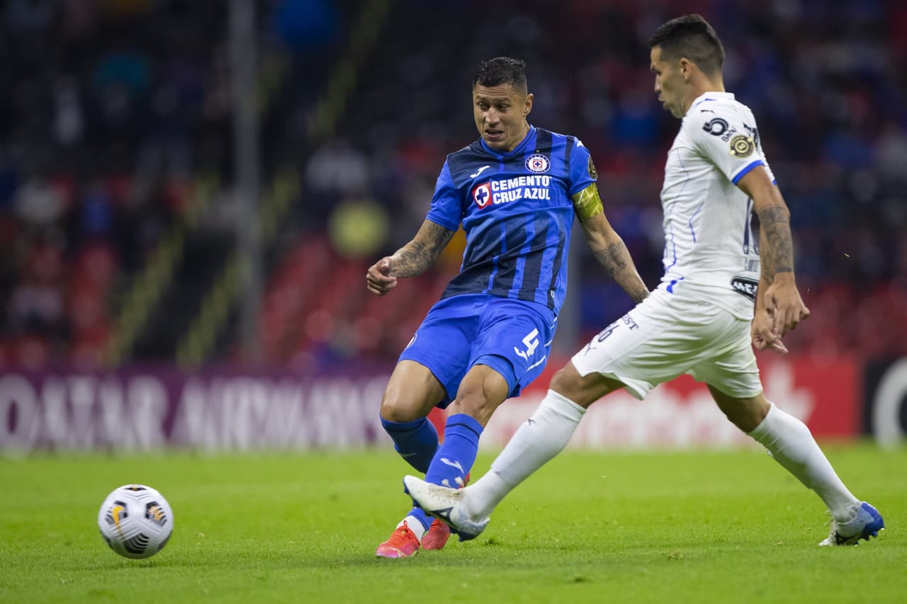 Con doblete de Rogelio Funes Mori y goles de Maximiliano Meza y Duván Vergara, Monterrey golea a CRuz Azul 1-4 y se mete a la final de la Concacaf Liga de Campeones.