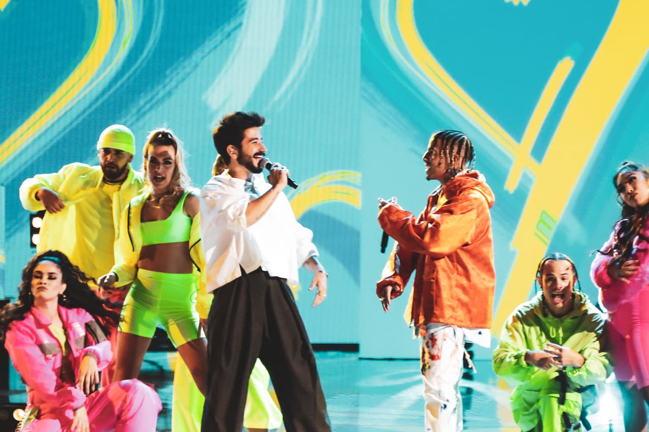 Juntos cantaron ‘Algo mágico’ y ‘Tatoo Remix’.