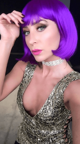 "[...] La empujé a hacer esto, poque el que yo esté permanentemente y sin ofender a nadie, diciendo y contestando, eso la orilló a que ella saque su verdad, ´¿no? Que ella diga cómo se está sintiendo en estos momentos y que ella exprese lo que muchos callamos por nuestros hijos [...]", admitió Rosalba.