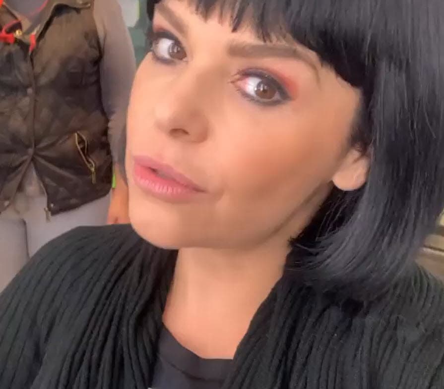 Lo hizo al hacer un llamado a las personas que discriminan a quienes desafortunadamente contraen el virus. 
<br>