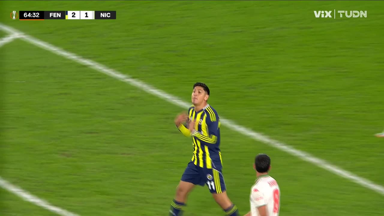 ¡Regreso espectacular! Ojito a la acción defensiva de Edson Álvarez