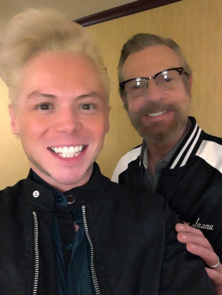 La relación entre 
<b>Alejandro Tommasi</b> y su esposo, el conductor de televisión y actor Óscar Ruiz, terminó en el 2017. Según el periódico '
<b>Basta!</b>', 
<b>Tommasi </b>golpeó brutalmente a su pareja.