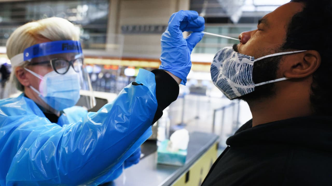 Ofrecen pruebas rápidas de Coronavirus a viajeros en aeropuerto de Salt Lake City