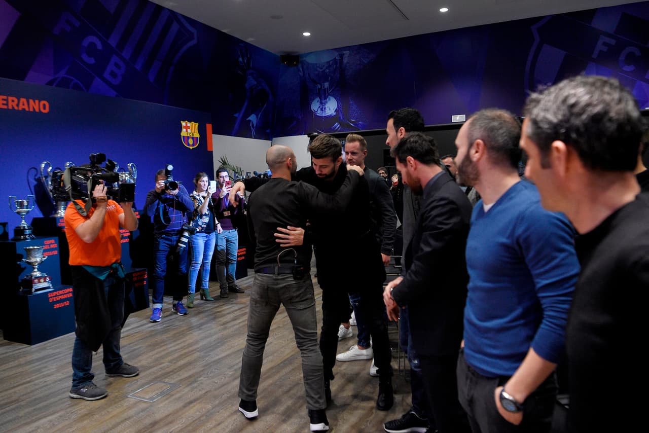 Sobre el nuevo capitán, Mascherano aseguró que "Piqué podría serlo tranquilamente. Sin serlo ha ejercido como tal y no necesita ser encasillado".