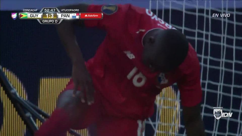 Tiro desviado de Abdiel Arroyo