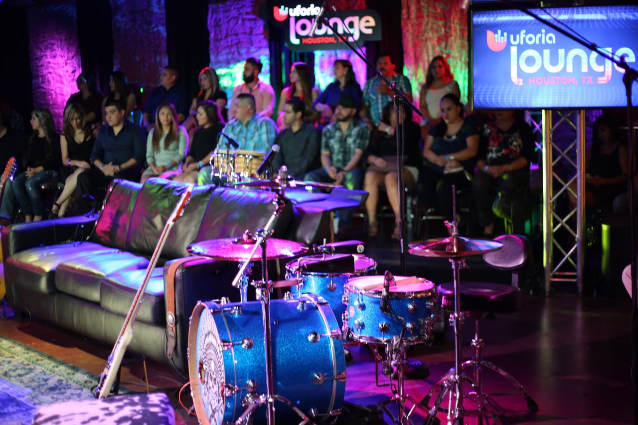 Los ganadores de los pases VIP vivieron en primera fila de la experiencia Uforia Lounge