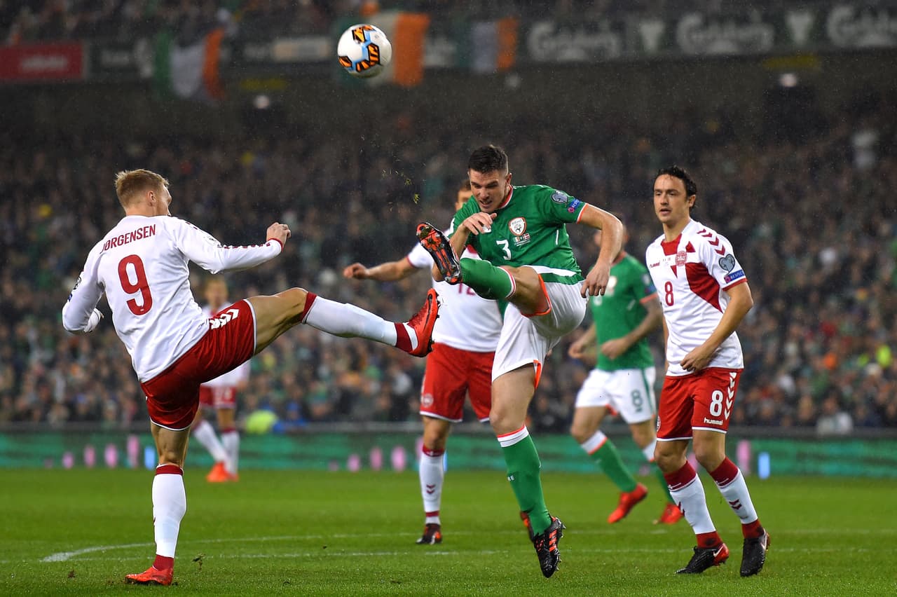 El desespero irlandés fue evidente en el final del primer tiempo en medio de la fallida búsqueda al menos de la igualdad.