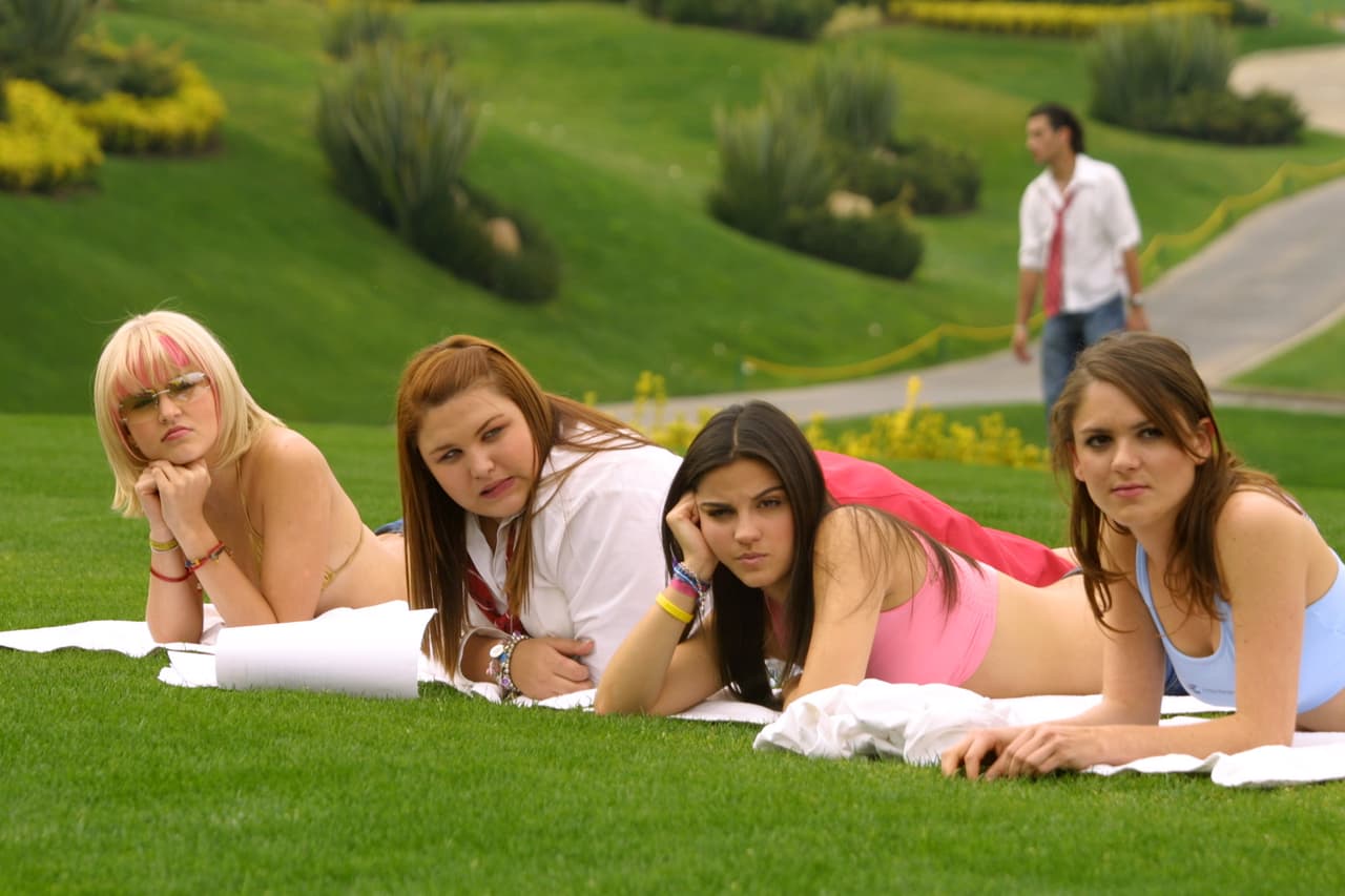 Algunos de los protagonists de la trama ya se casaron, otros tuvieron hijos y unos simplemente desaparecieron del mundo artístico, a 15 años de este gran éxito, recordamos cómo han cambiado algunos de sus protagonistas.