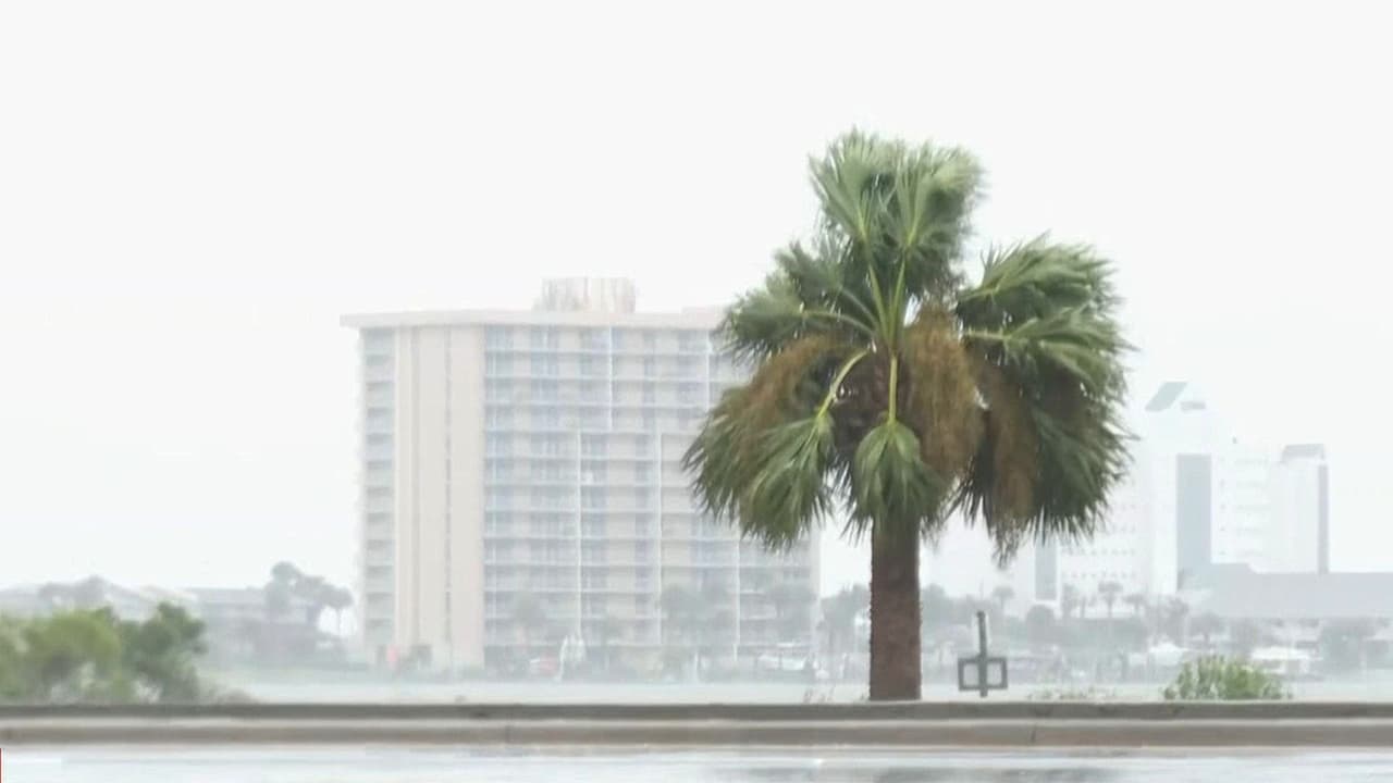 Así se ve hoy Pensacola, Florida, zona donde podría tocar tierra el huracán Isaias de categoría 3