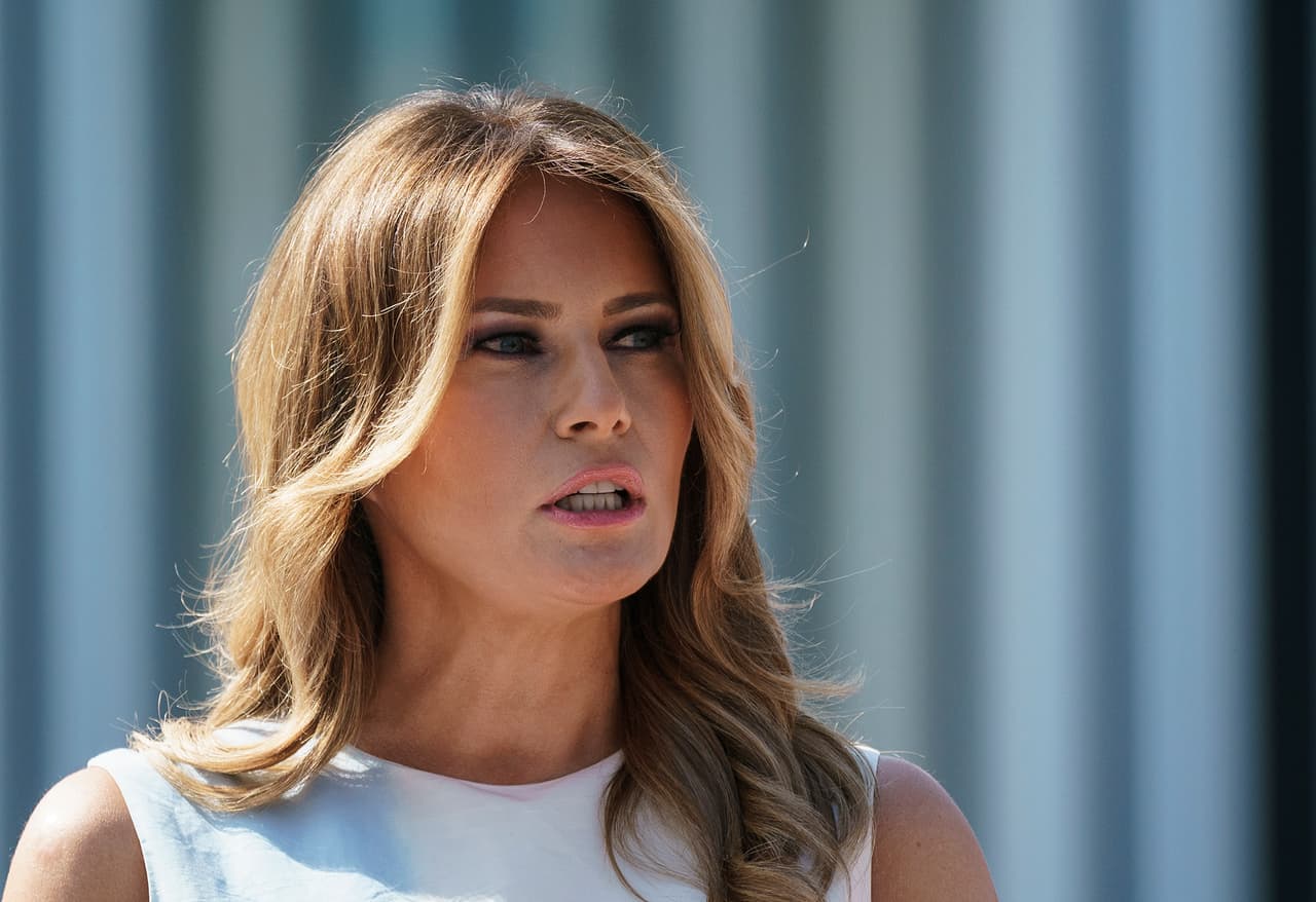 Nuevo libro habla de grabación de comentarios despectivos de Melania Trump sobre el presidente y sus hijos mayores