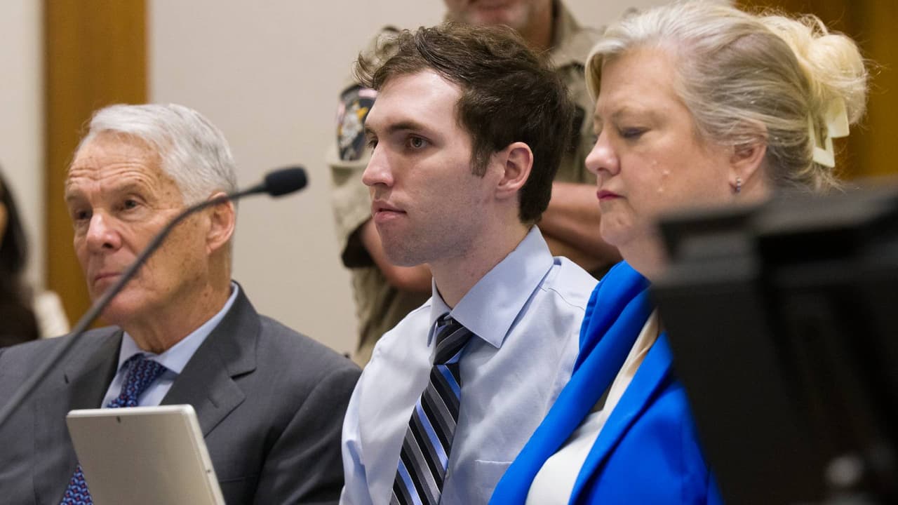Piden mantener las pruebas en secreto: Comparecencia de Tyler Robinson, acusado de la muerte de Charlie Kirk