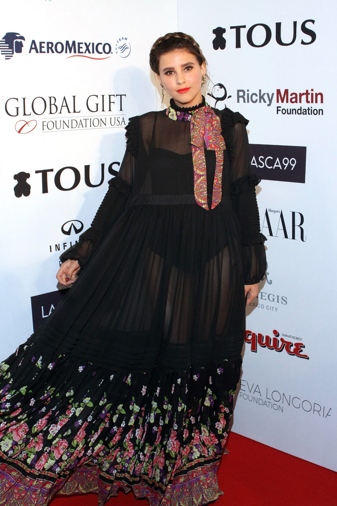 Por su parte, desde la ruptura con Horacio, Paulina se dedicó a retomar su faceta como cantante y a sus proyectos profesionales, dejando ver poco de su vida privada en redes sociales.
<br>