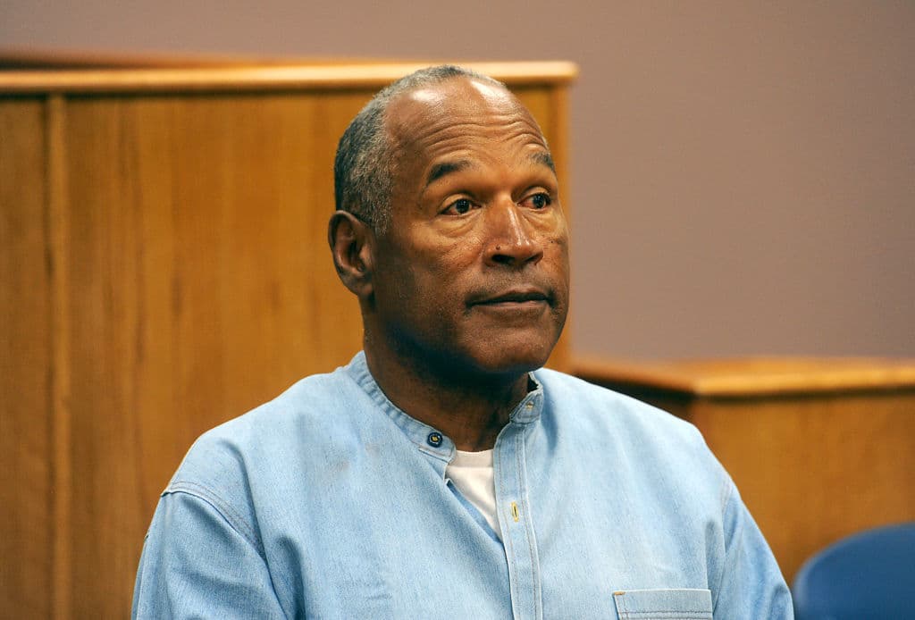 La familia del americano OJ Simpson informó la mañana de este jueves que 
<b><a href="https://www.univision.com/noticias/estados-unidos/muere-76-anos-el-exjugador-de-futbol-americano-o-j-simpson-cancer" target="_blank">el ex jugador de futbol americano falleció el 10 de abril</a></b> en Las Vegas.
