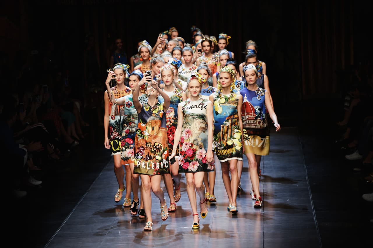 Las tendencias de primavera inundan ya las vitrinas.