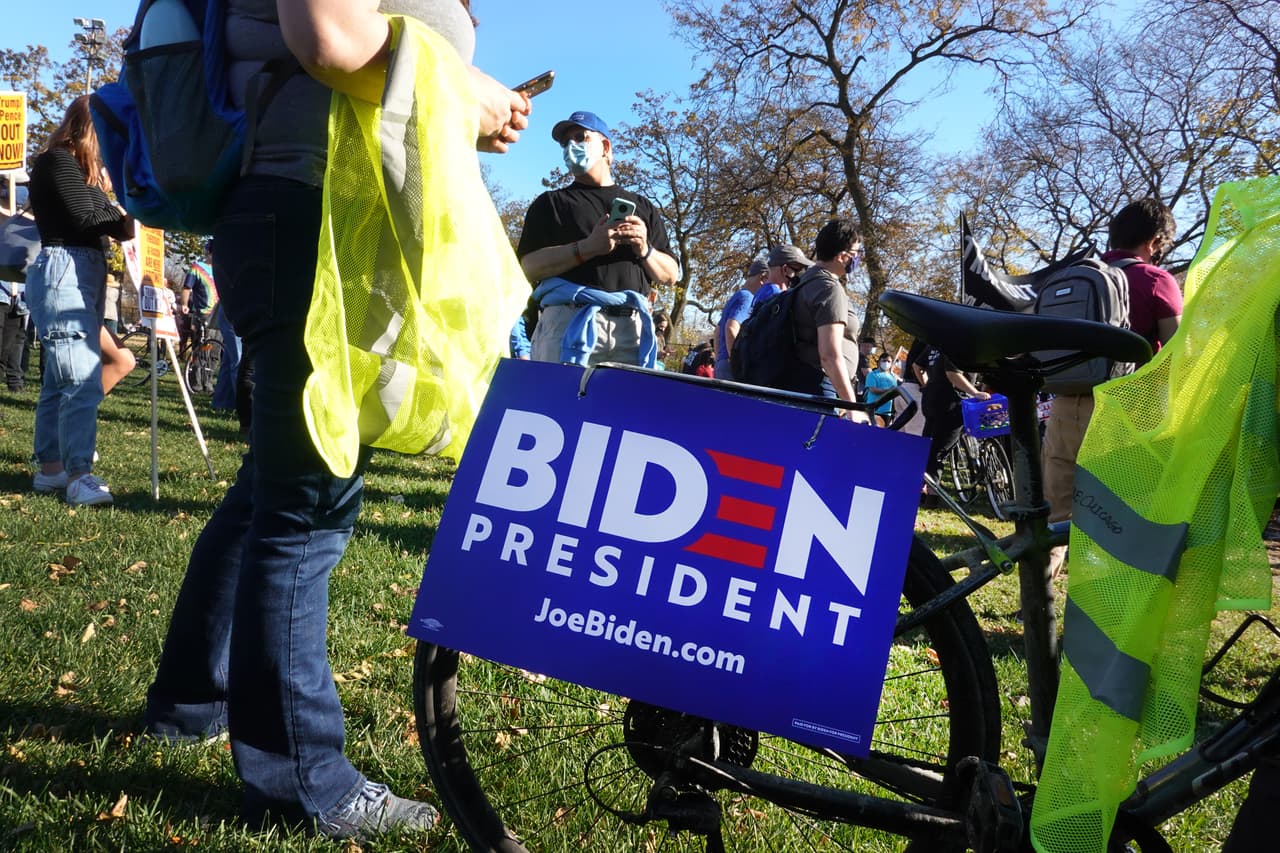 Ola azul demócrata baña al condado de DuPage, un bastión republicano desde el siglo pasado