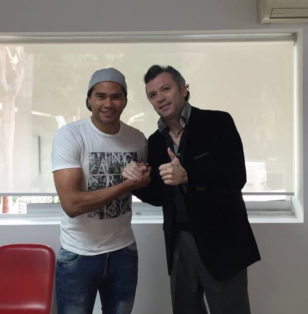 'Gullit' Peña ya firmó contrato con Chivas y se incorporó a la pretemporada