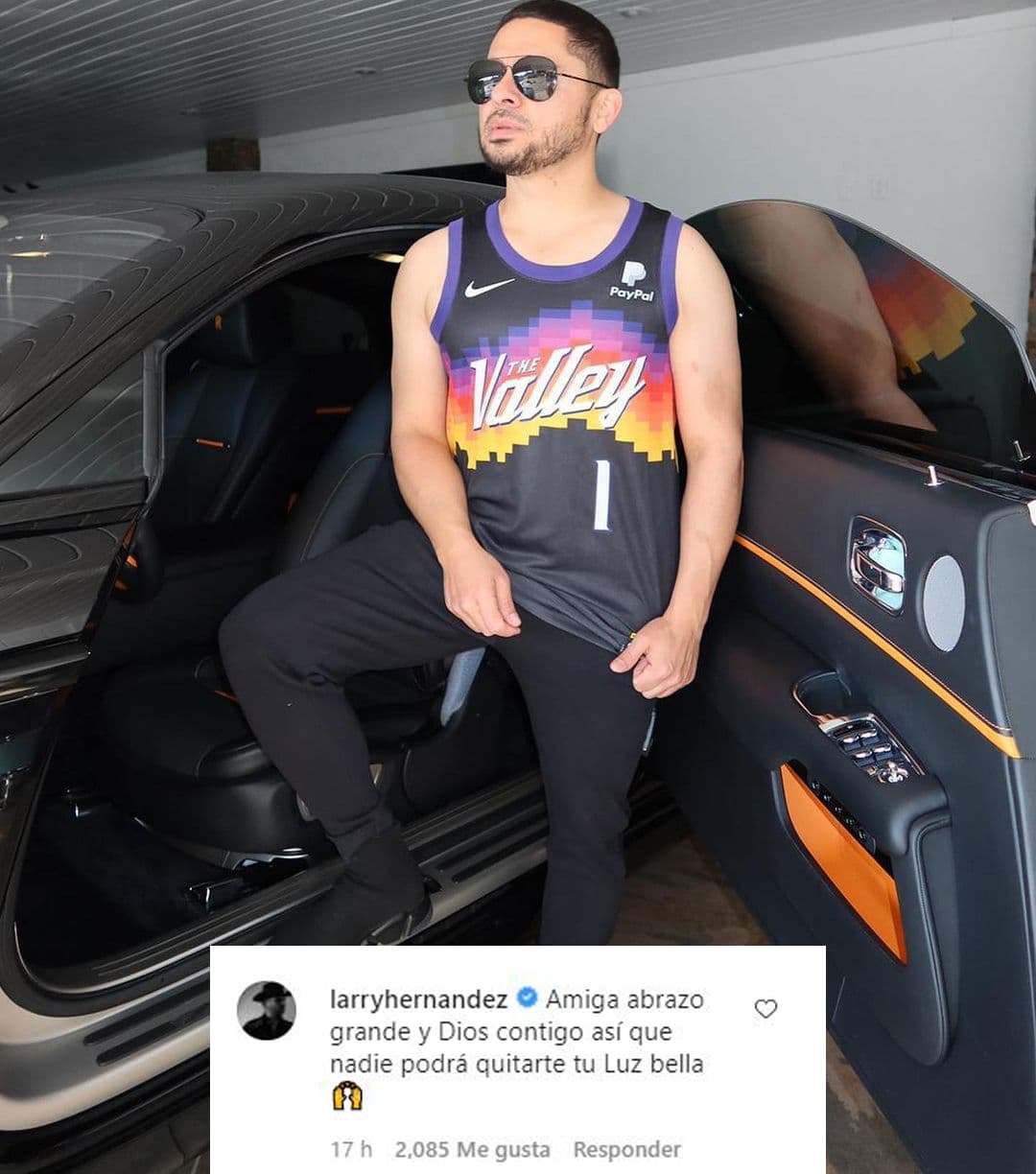 El cantautor estadounidense Larry Hernández también formó parte de la conversación: "Amiga, abrazo grande y Dios contigo, así que nadie podrá quitarte tu luz bella", le dijo.