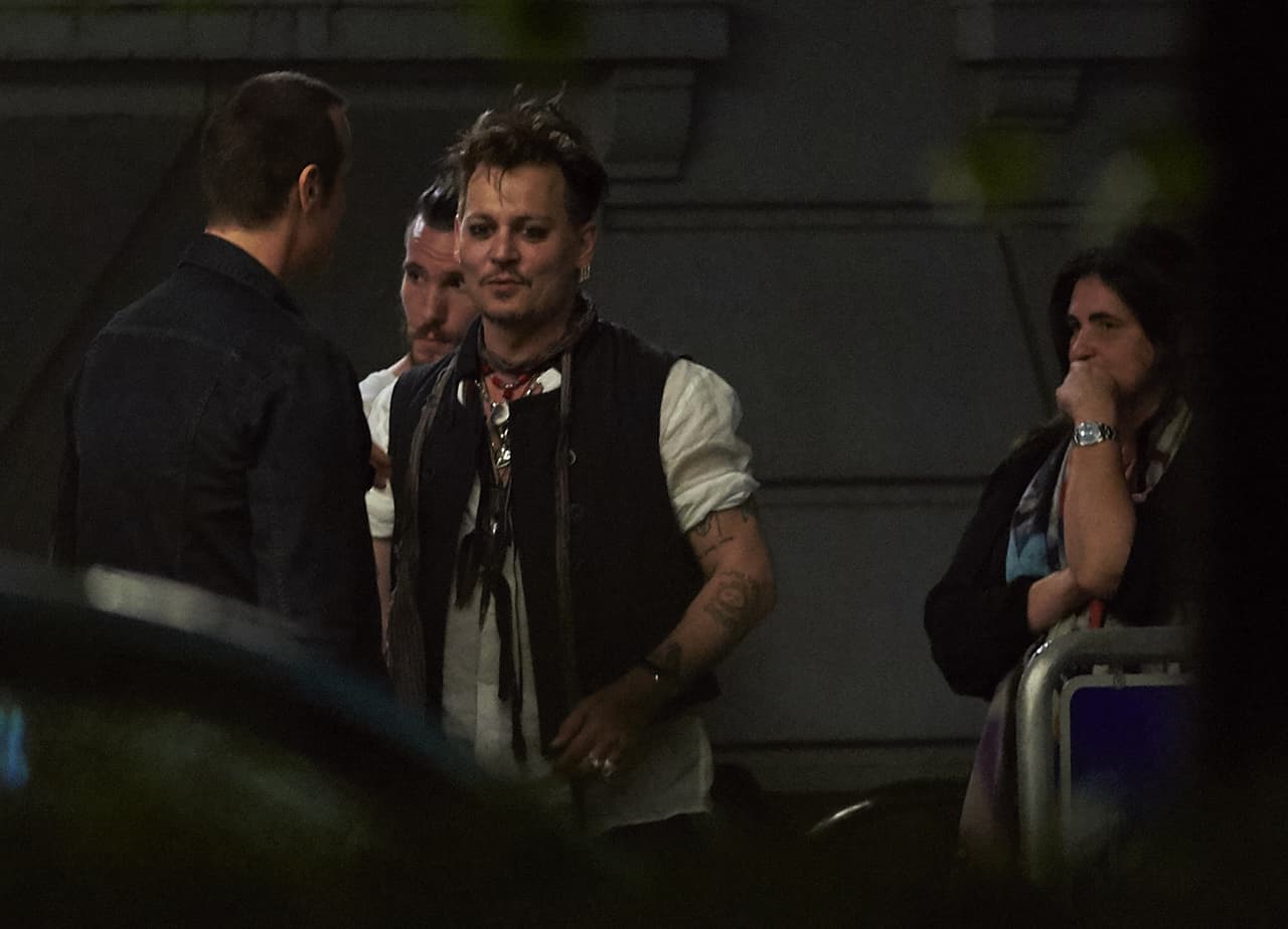 Pero Depp siguió en los suyo.