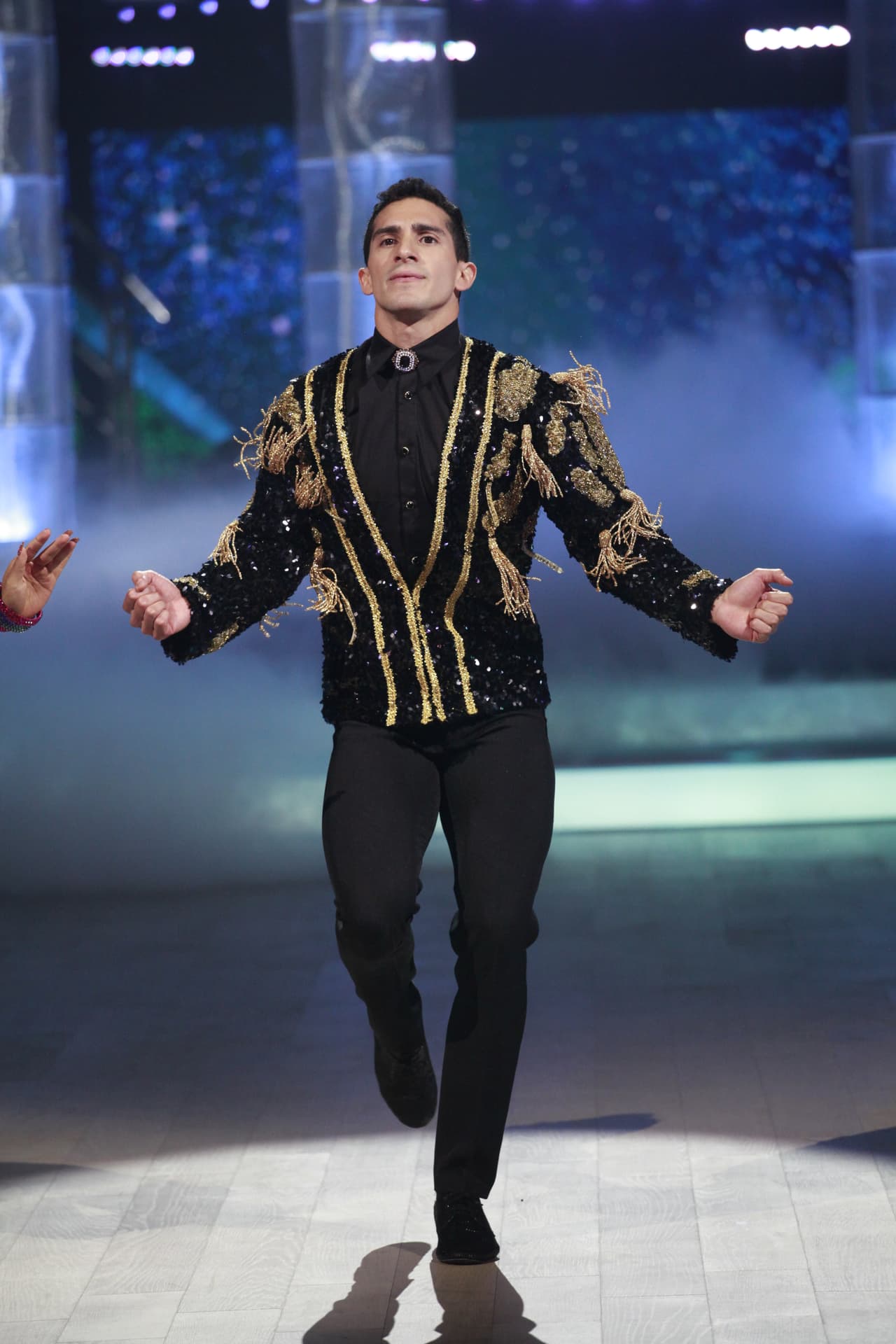 Desde el minuto uno, Rommel confesó estar orgullosísimo de usar la chaqueta que llevó Juan Gabriel en su primer concierto en Bellas Artes.