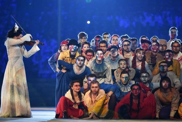 Ya que las extraordinarias medidas de seguridad abortaron no sólo los atentados terroristas, sino también cualquier protesta antigubernamental.