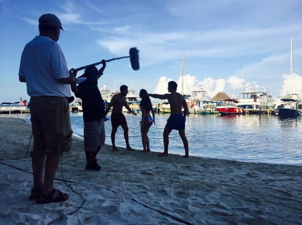 Esto es un poco del detrás de cámaras.