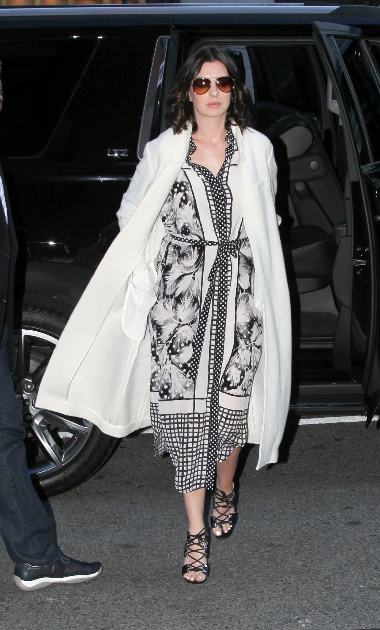 La famosa de 32 años ha sido vista con "barriguita" sospechosa últimamente.