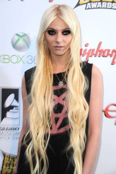 También es fan de los videojuegos... y el cabello hasta la cintura. Más videos de Chismes aquí.