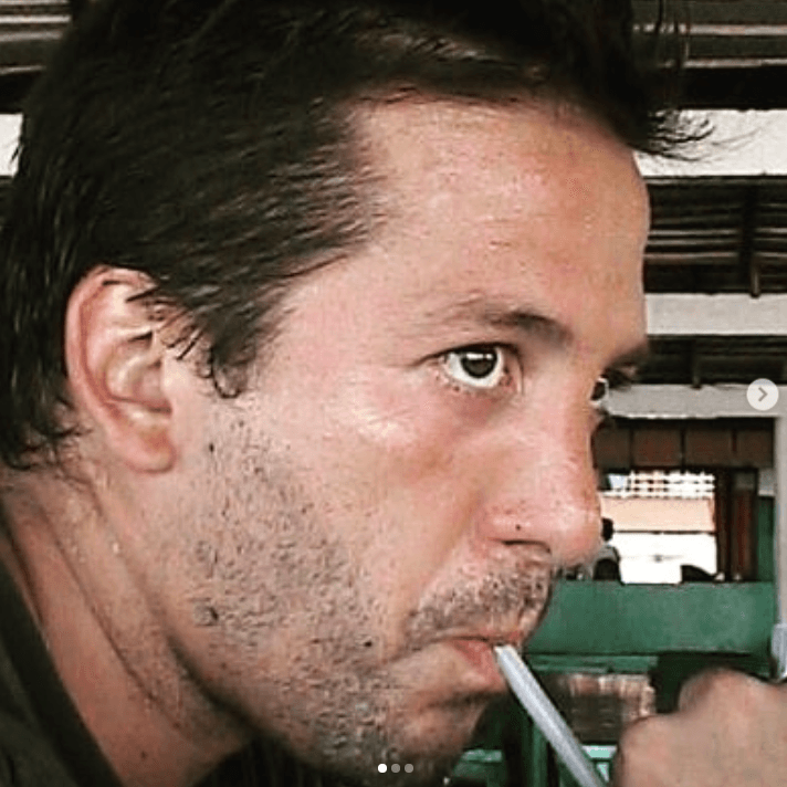 El abogado del extrabajador de la primera actriz informó que la demanda que interpusieron es por daño moral y pecuniario: "Consiste, número 1, en que el señor Enrique ofrezca una disculpa pública por todos los dichos que realizó en contra de nuestro cliente, en segundo lugar, esos dichos como consecuencia tengan un pago de indemnizacion por daño moral".