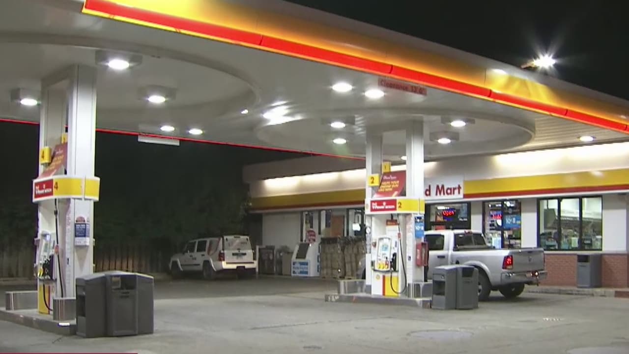 CPD está buscando a un hombre después de robar un auto con menores dentro