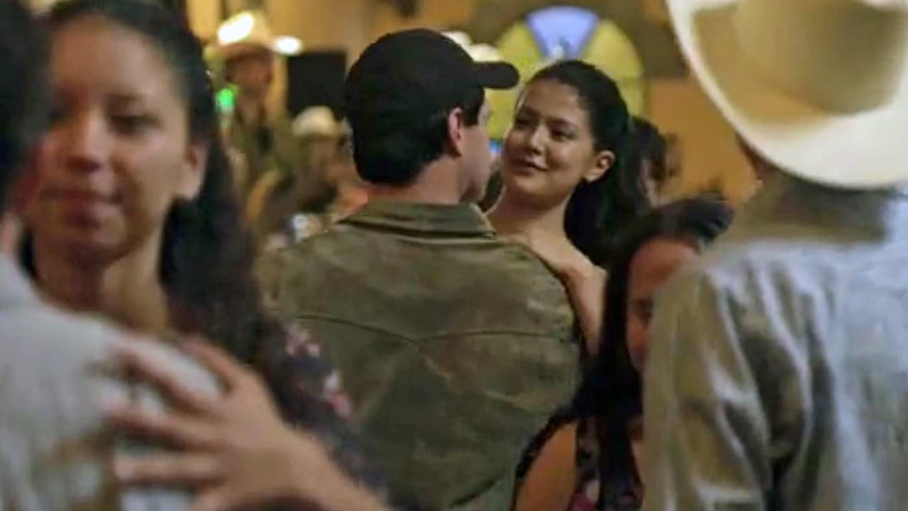 Elba saw ‘El Chapo’ for the first time and noticed his every move. She fascinated and very impressed by him.