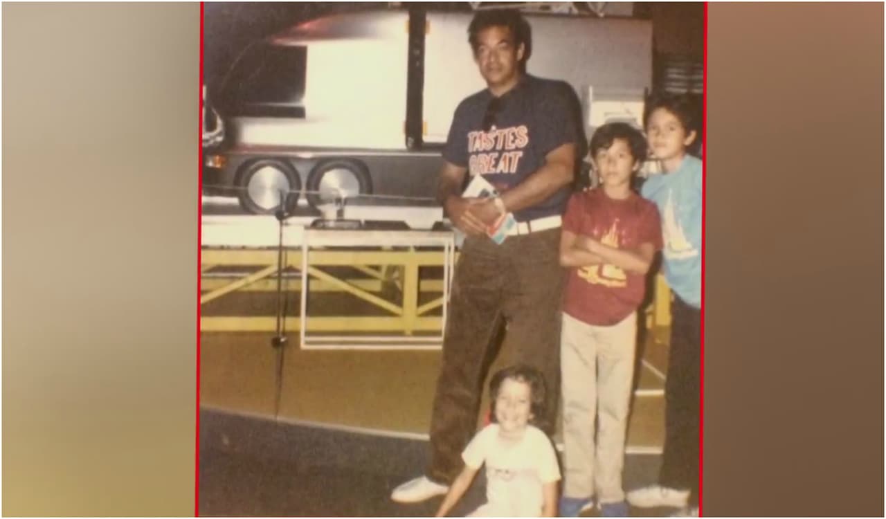 Satcha perdió a su padre cuando tenía 16 años, pero nunca olvidará los momentos que compartió con él.