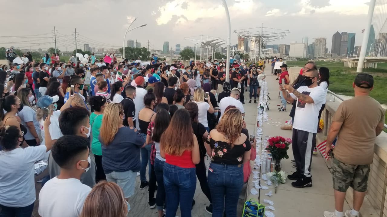 La abogada de la familia de Vanessa Guillén dijo recientemente en entrevista que la soldado fue golpeada con un martillo hasta morir en la base militar Fort Hood en Killeen, Texas.