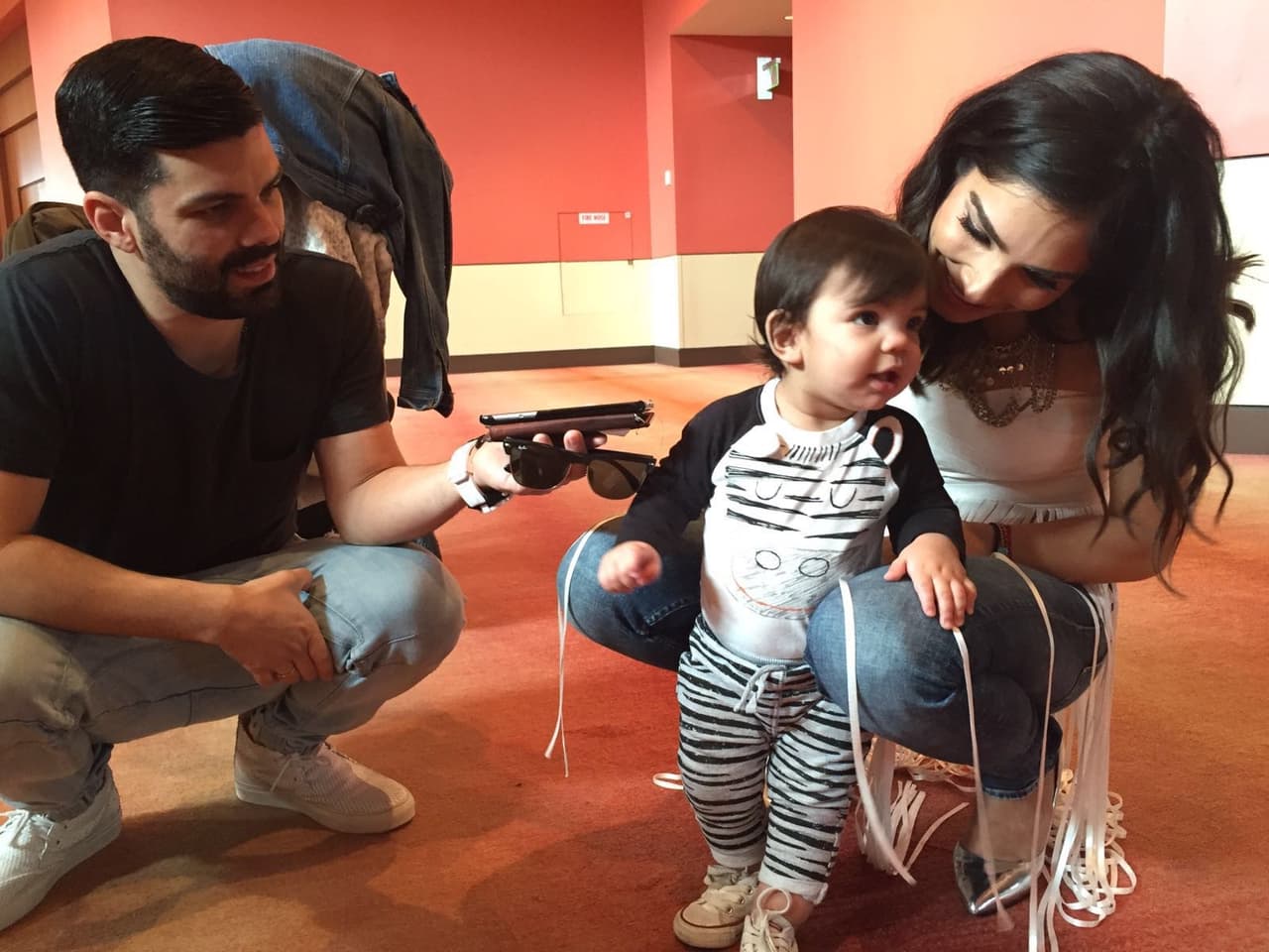 Si hay alguien que disfruta la búsqueda de nuevos talentos es nuestra bella conductora, quien aprovecha cada ciudad de audiciones para compartir con el público, dar consejos, tomarse fotos e invitar a todos a ser parte de la segunda temporada del show.