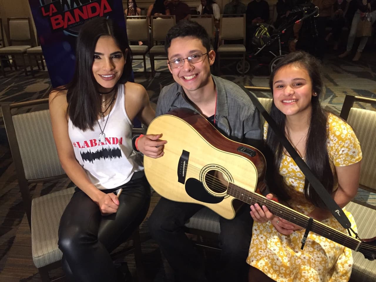 Si hay alguien que disfruta la búsqueda de nuevos talentos es nuestra bella conductora, quien aprovecha cada ciudad de audiciones para compartir con el público, dar consejos, tomarse fotos e invitar a todos a ser parte de la segunda temporada del show.