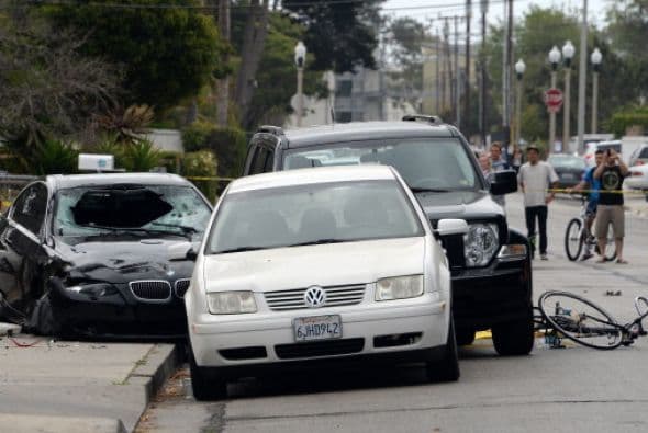Durante una rueda de prensa ofrecida, el alguacil del condado de Santa Barbara, Bill Brown, señaló que la policía se encuentra investigando si el joven tiene alguna vinculación con el tiroteo.