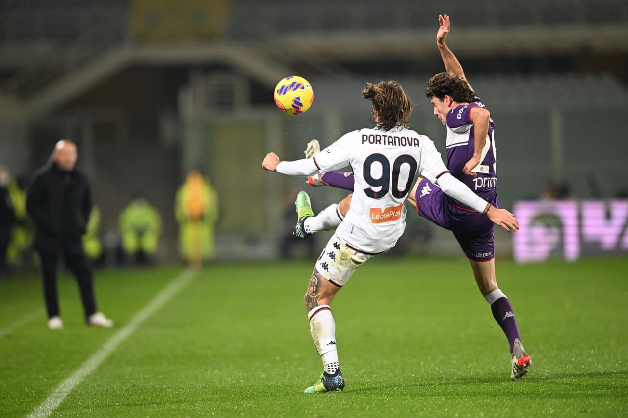 La Fiorentina no tuvo piedad del Genoa y propinó una goliza de 6-0 durante la Jornada 22 en la Serie A. Cristiano Biraghi fue el único en hacer doblete, mientras que Álvaro Odriozola, Giacomo Bonaventura, Dusan Vlahovic y Lucas Torreira sumaron goles para el triunfo de la 'Fiore'; Johan Vasqez no jugó.
