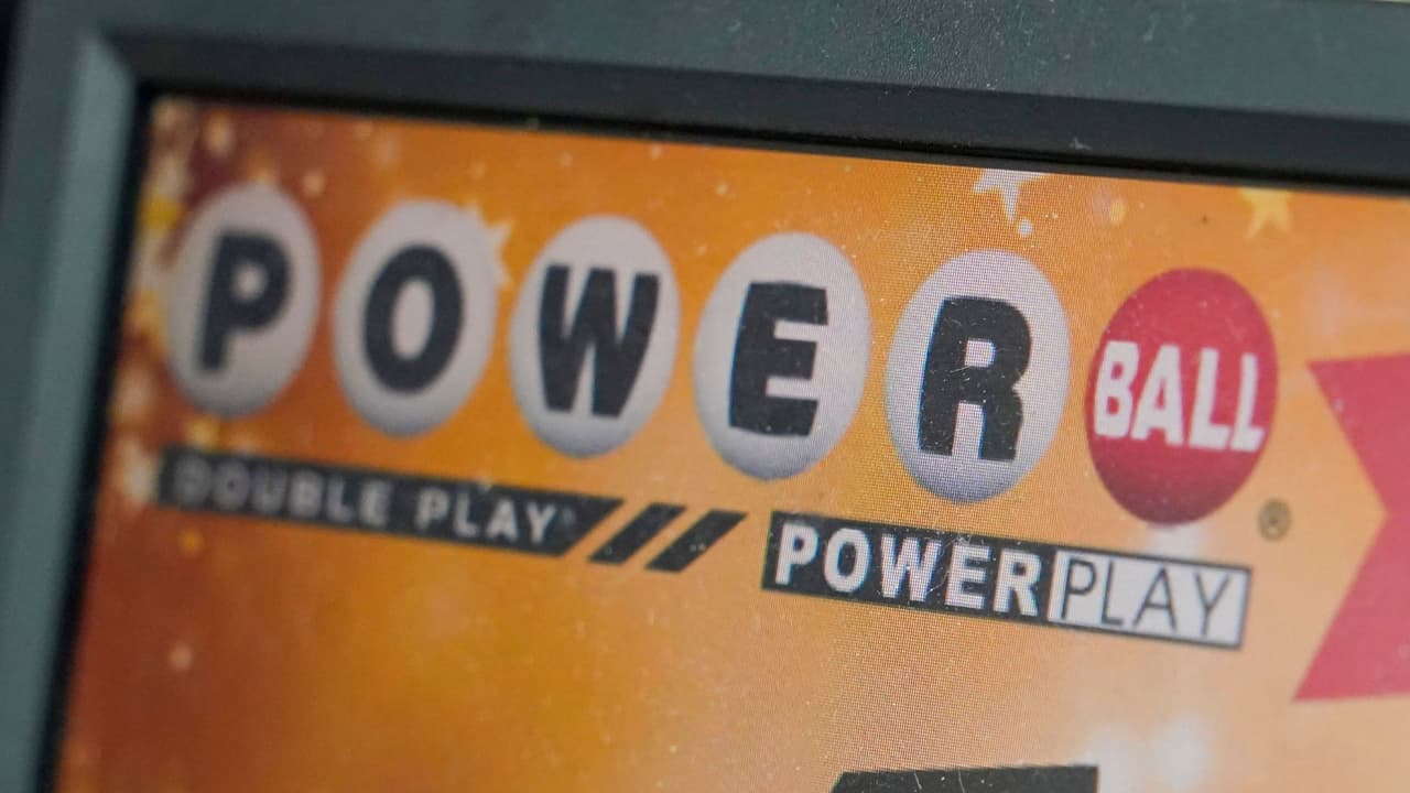 Billete de Powerball de $1,000,000 es vendido en NY; acumulado sube a $572 millones